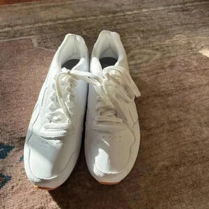 REEBOK classic white leather sneakers |size 10